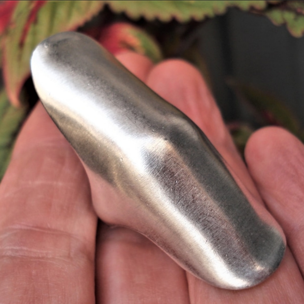 Long silver ring knuckle Ring. Very Stylish